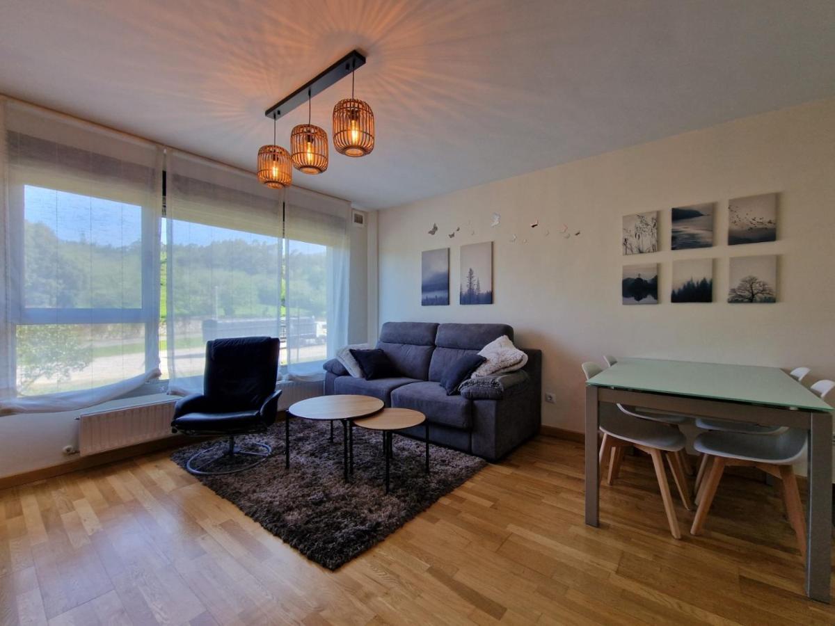 דירות לאנס Apartamento Con Piscina מראה חיצוני תמונה
